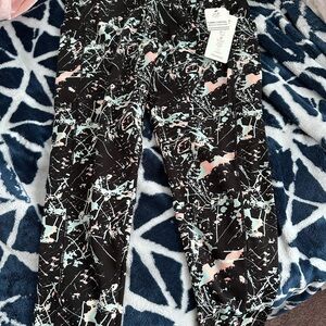 Abstract Print Leggings X1
